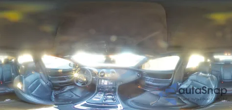 2015 Jaguar Xj z USA, uszkodzony, nr VIN SAJWA1CZ4F8V87497